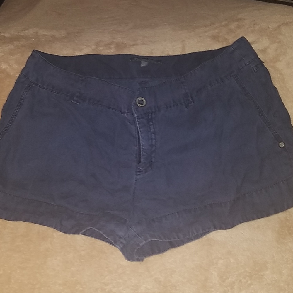 Linen shorts